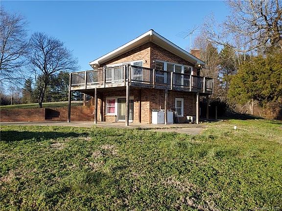 2nd image of 303 Midway Dr