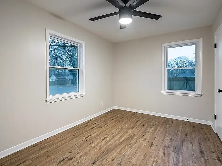 4888 Verne Rd — Photo 11