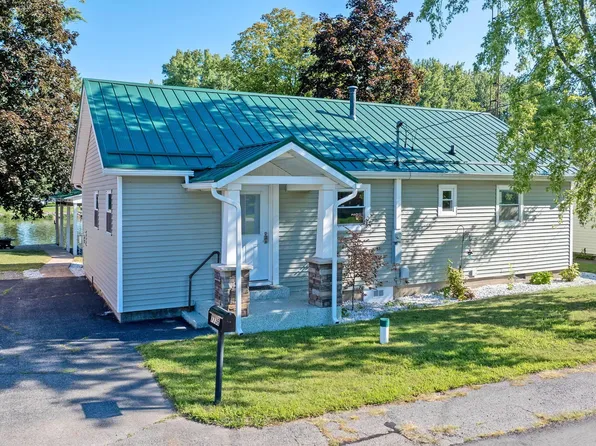 7736 Edgewater Ave, Huntsville, OH 43324