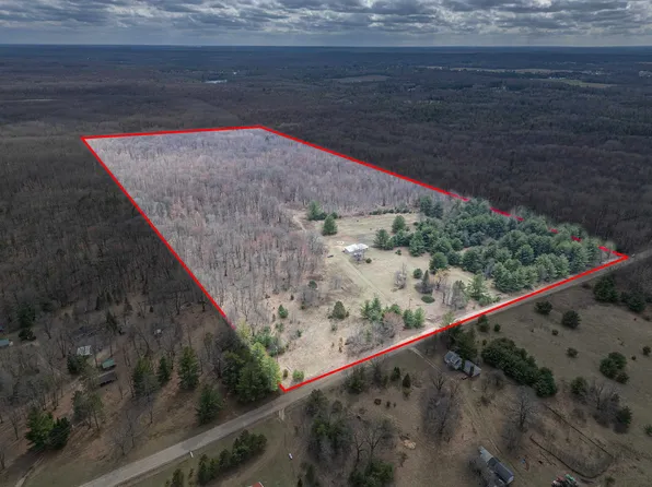 4680 Wilson Rd, Harrison, MI 48625