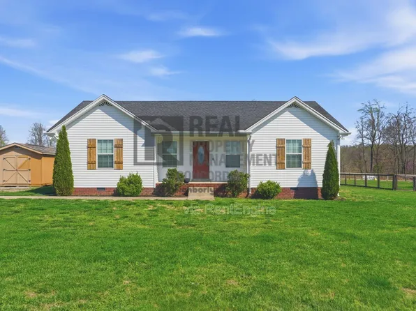 312 Meadows Rd, Portland, TN 37148