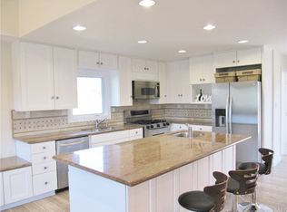 2010 Tustin Ave, Costa Mesa, CA 92627