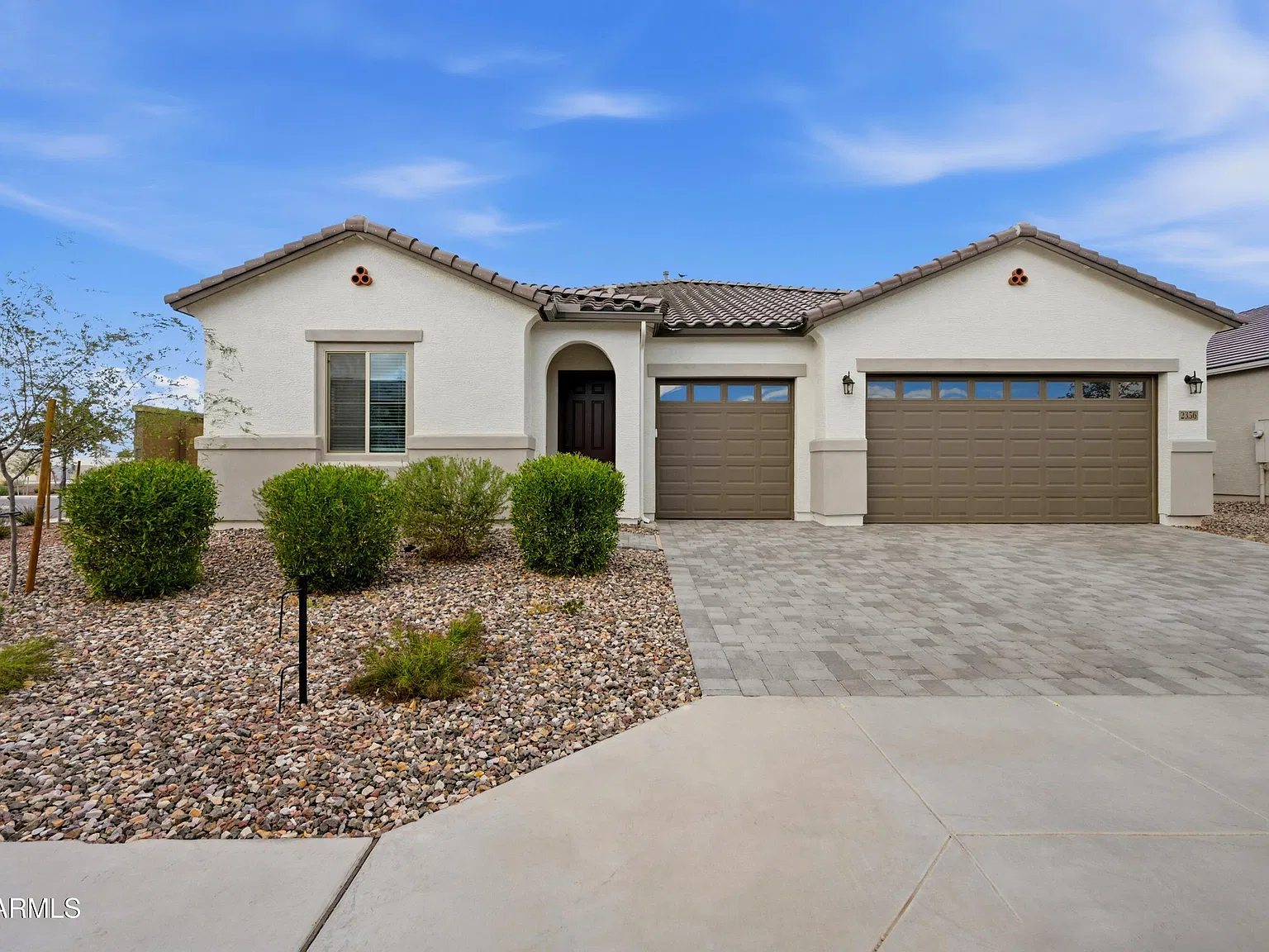 4 bed, 3.5 bath, 2844 sqft, $3,400 — Photo 1