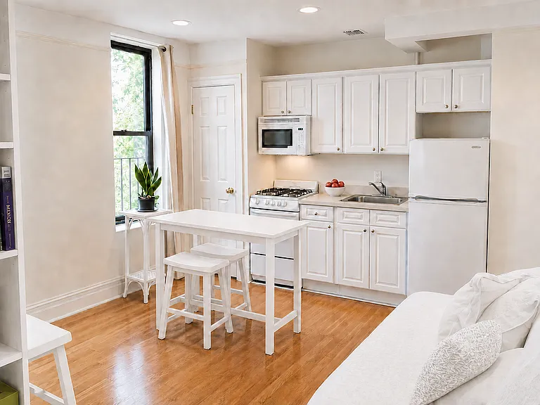 515 W 122nd St #66 — Photo 1