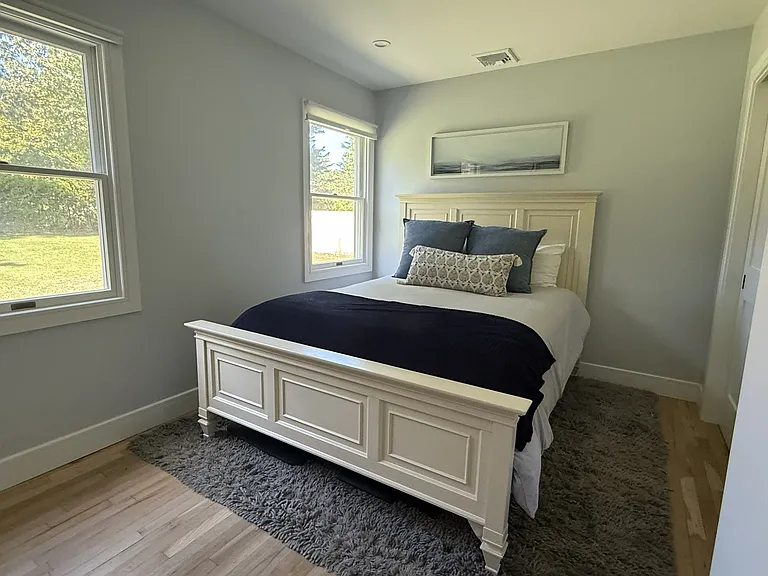 38 Foster Ave — Photo 22