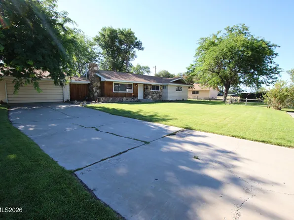 452 S California St, Yerington, NV 89447