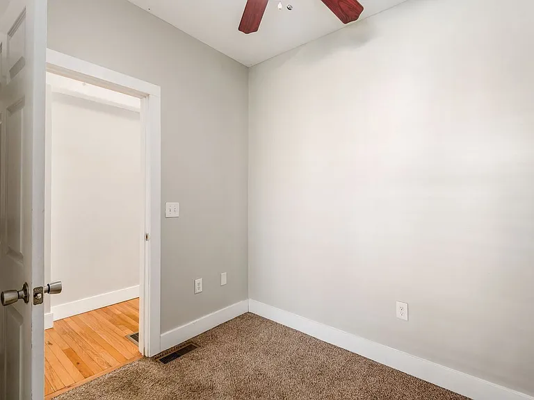 24 Chittenden Ave — Photo 17