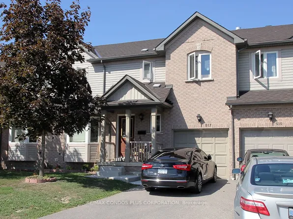 517 Ravenstone Ct, Mississauga, ON L5R 4A6