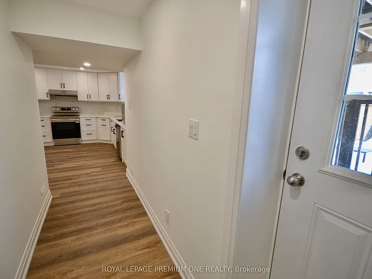 5 Arctic Grail Rd #LOWER — Photo 5
