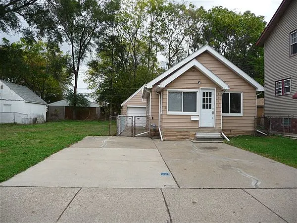 8051 Jackson Ave photo 1