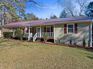 52 Jennifer Ln, Carrollton, GA 30116