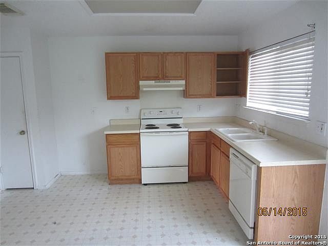 2nd image of 9343 Centrovista Dr