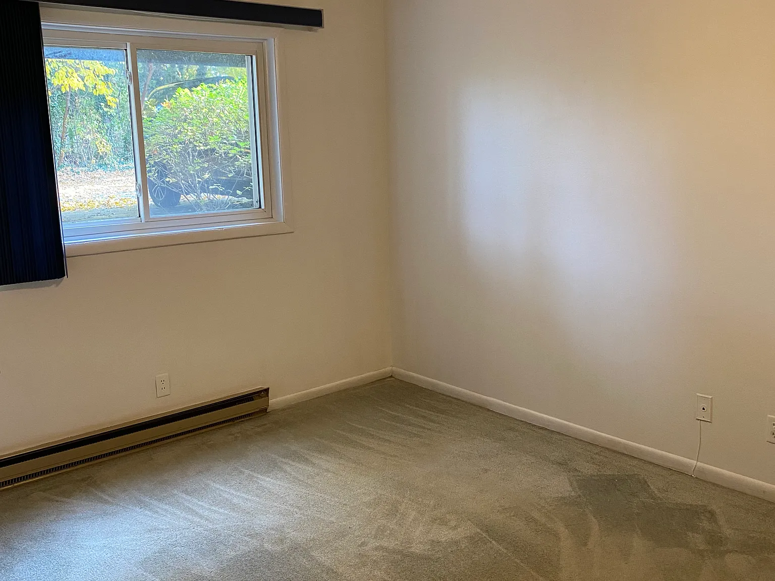 2 bed, $1,050 — Photo 4