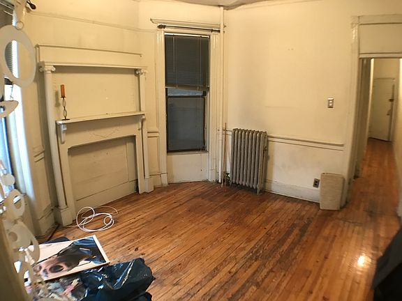 4th image of 51 Irving Pl APT 3R