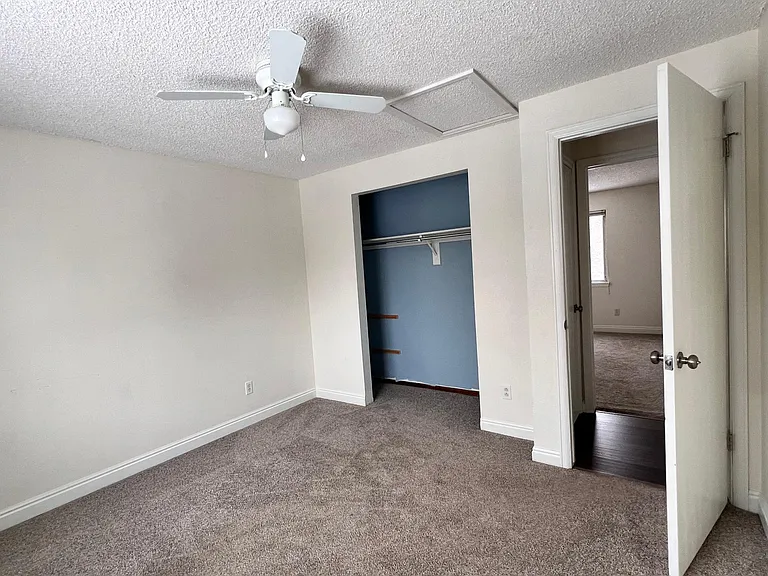 2137 Tulip St — Photo 14