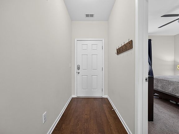 4th image of 236 Cinnamon Hills Ln