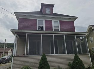 28 East St, Orleans, VT 05860