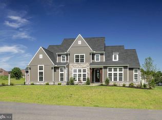 9 Fernsler Dr #8, Quarryville, PA 17566