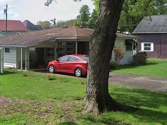 5th image of 303 W South St
