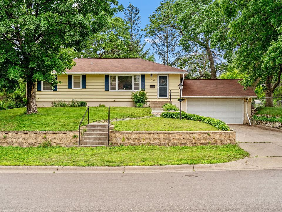 1st image of 7132 Douglas Dr N