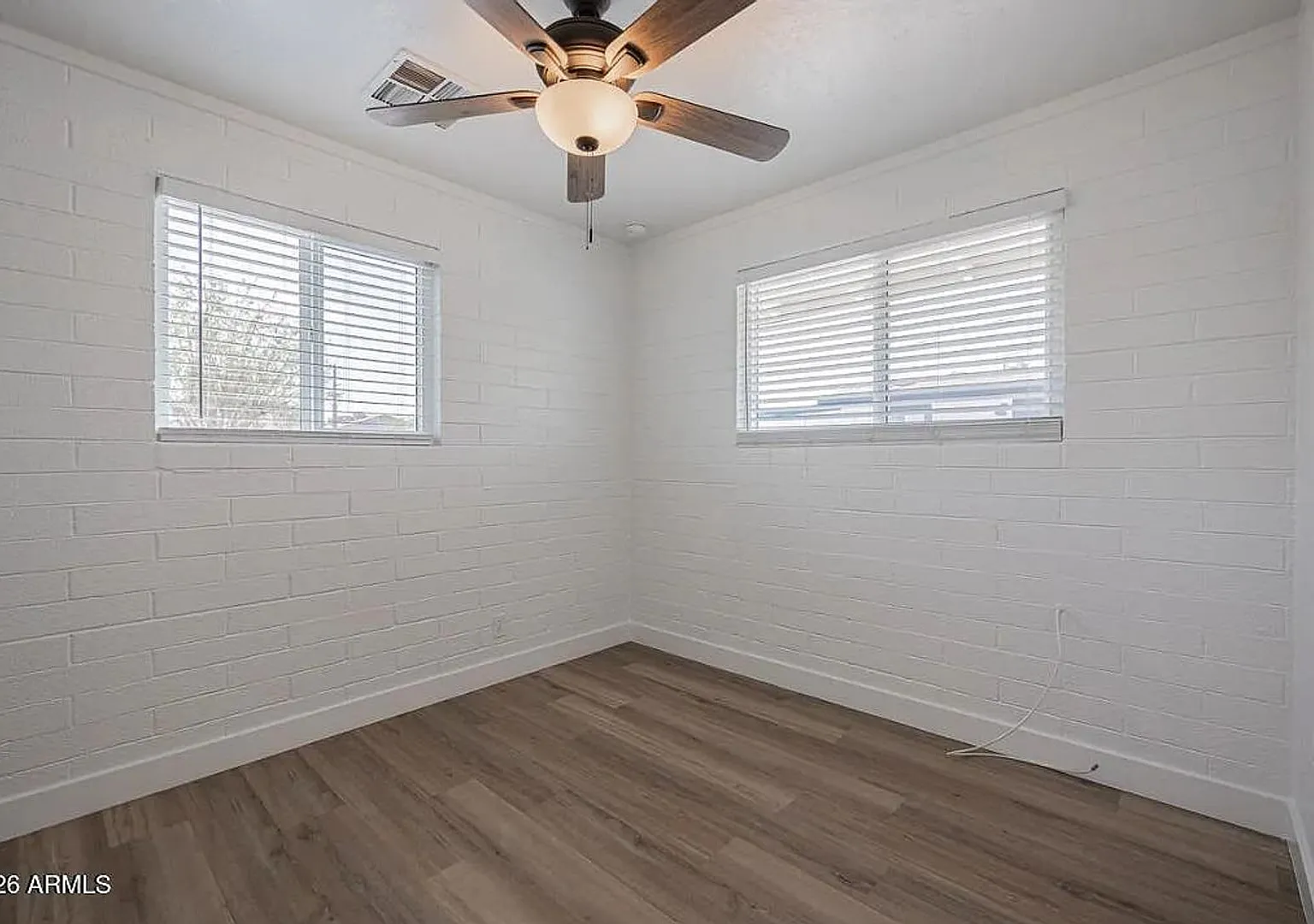 5035 North 23rd Avenue — Photo 3
