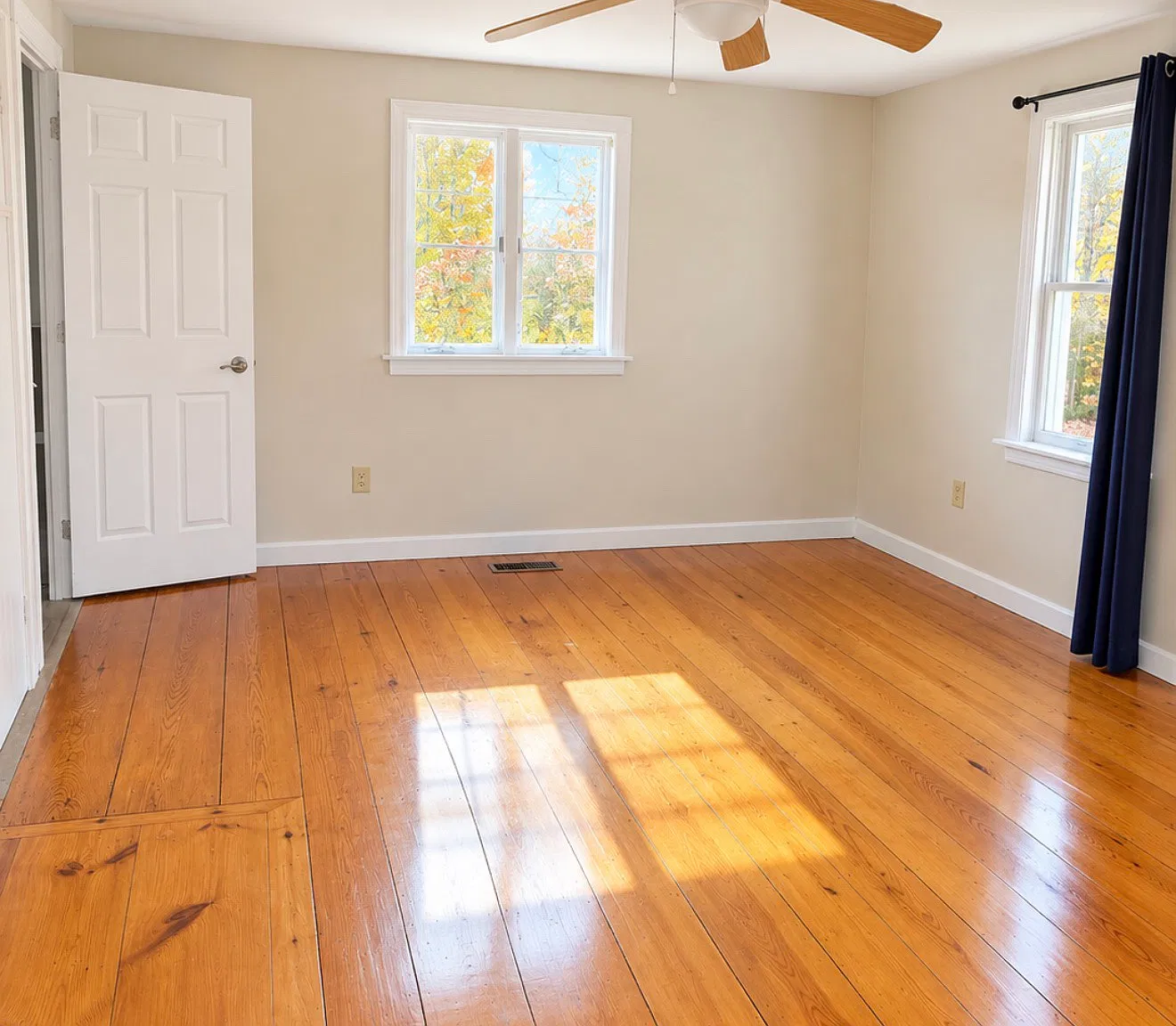 3 bed, 1184 sqft, $2,200 — Photo 3