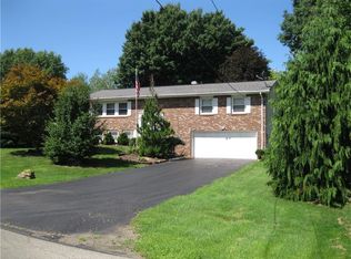 267 Justice Ln, New Castle, PA