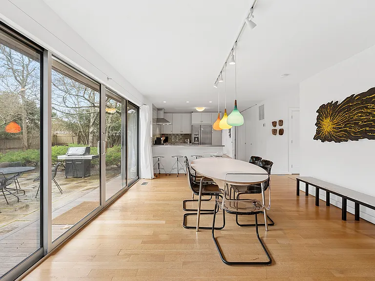 54 Gardiner Dr — Photo 5