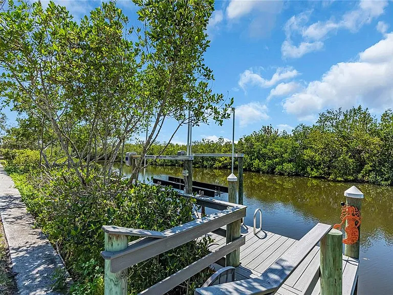 18091 Wooden Skiff Ct — Photo 40