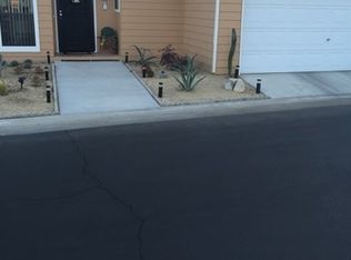 76 Zacharia Dr, Cathedral City, CA 92234