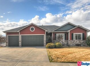 19303 Patterson St, Omaha, NE 68135