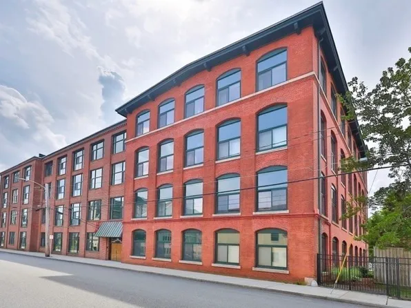 150 Rumford Ave APT 306, Mansfield, MA 02048