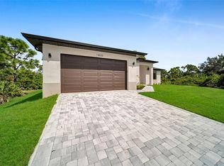 14020 Chesswood Ln, Port Charlotte, FL 33981