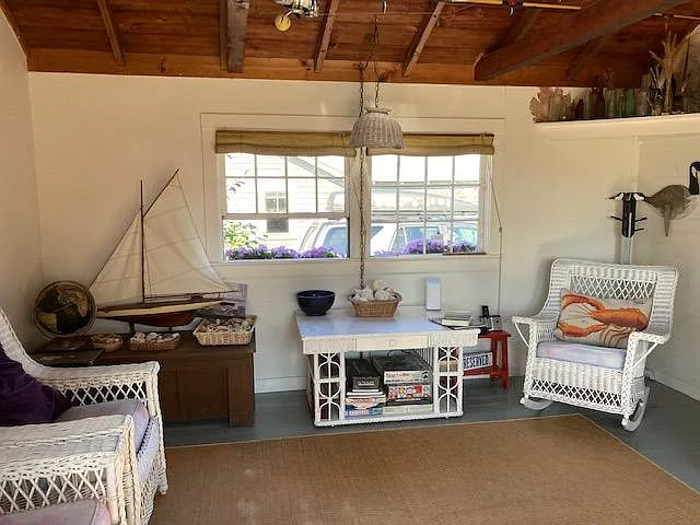 8 Village Way — Photo 25