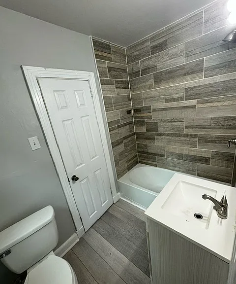 11506 Warwick Blvd — Photo 8