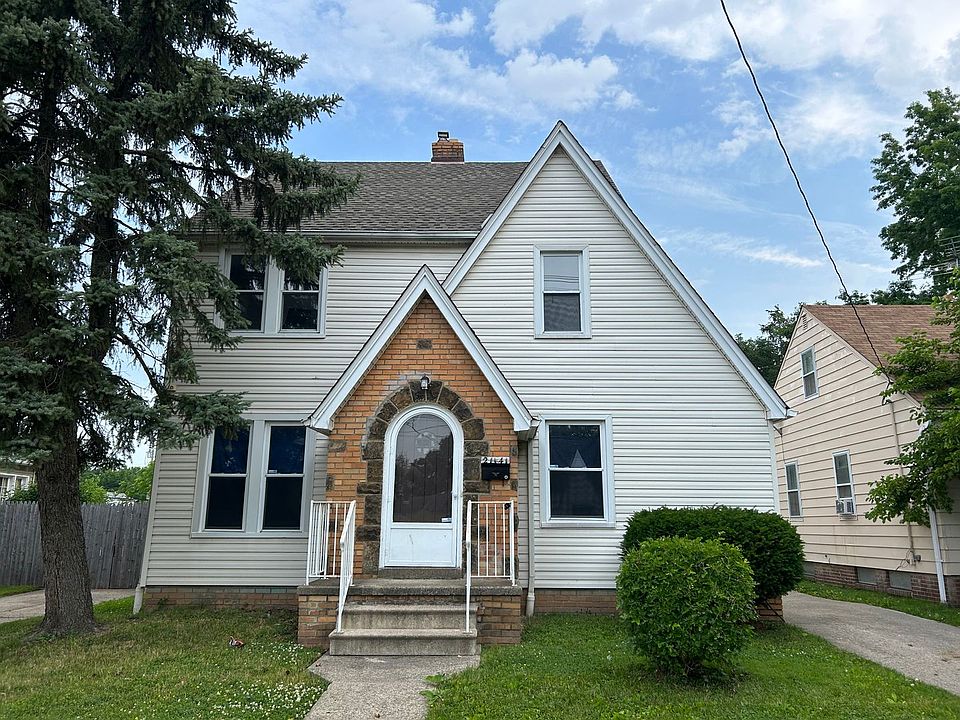 1st image of 21141 Miller Ave