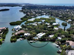241 Cedar Park Cir, Sarasota, FL 34242