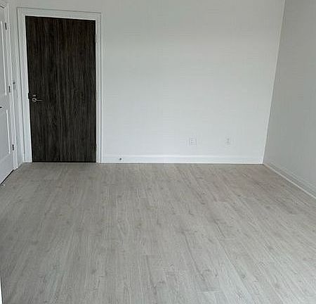 3rd image of 10 Gatineau Dr #703