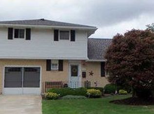 100 Laurelton Dr, Buffalo, NY 14224