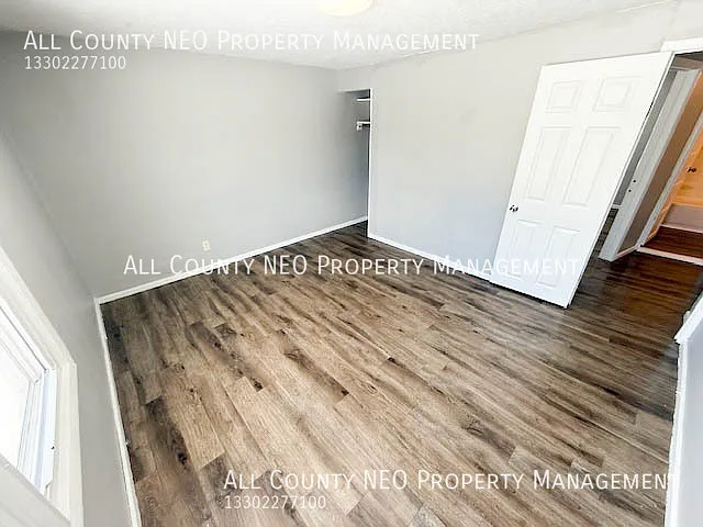 9584 Greenmeadow Rd #C — Photo 21