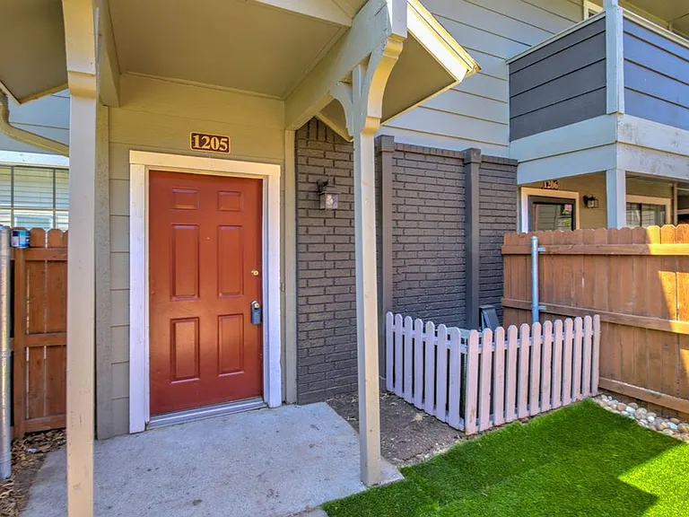 2850 E 90th St #1205 — Photo 22