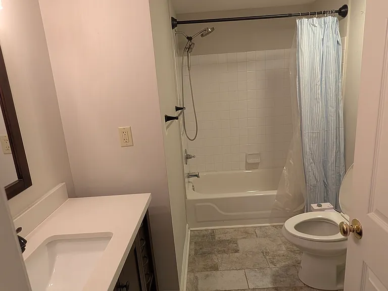 405 W 7th St #410 — Photo 19