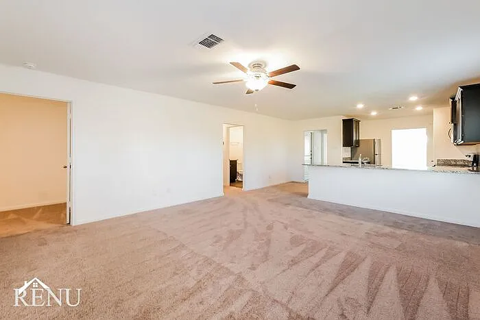 101 Fox Glen Trl — Photo 8