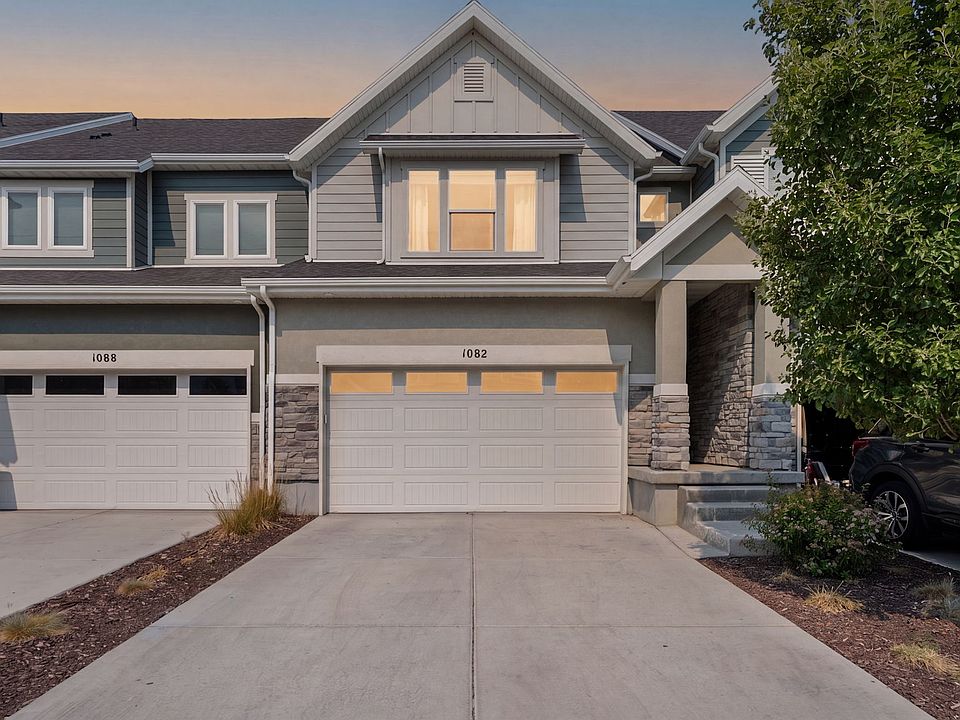 1st image of 1082 S Lilac Way