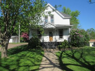 914 Priddy St, Bloomer, WI 54724