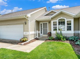 1721 Quail Run Dr, Kalamazoo, MI 49009