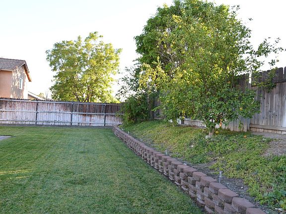 4th image of 4494 Don Diego St