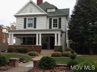 1427 Washington Ave, Parkersburg, WV 26101