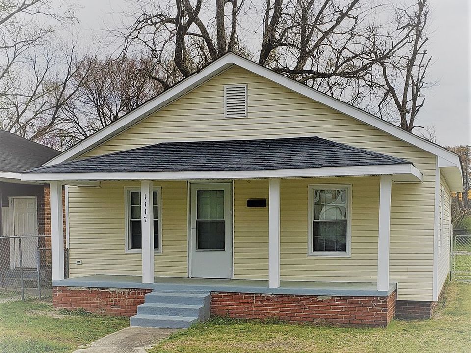 1st image of 1117 Douglas Ave