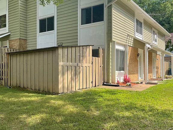 3rd image of 18335 Allspice Dr